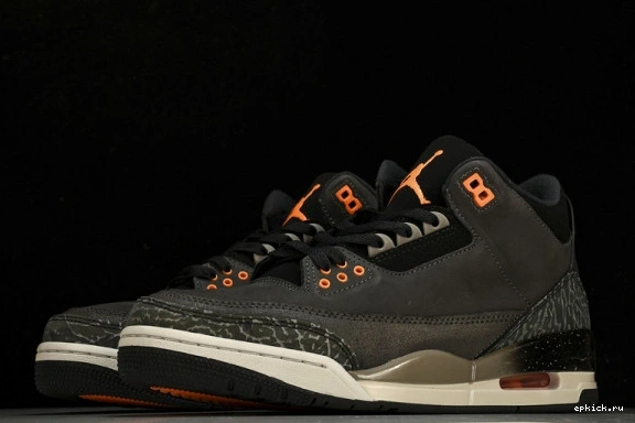 Rep EP (2023) Jordan CT8532-080 Fear Retro 3 CT8532-080 0216